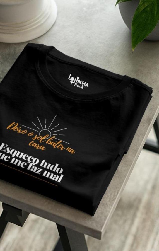 Foto do produto Camiseta Girassóis - Sol | Preta